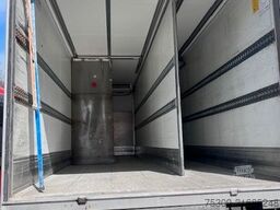 MERCEDES-BENZ Axor 1824 Carrier Kühlkoffer 4 x vorhanden