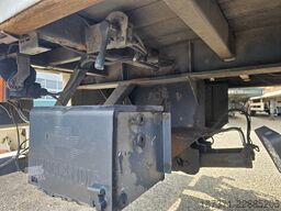 PACTON T2-001 STEERING AXLE/LOADING LIFT/ BPW DRUM.
