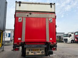 Schmitz SKO 18/LZG + STUURAS + LOADLIFT + CARRIER