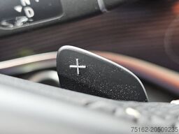 MERCEDES-BENZ EQV 300 7-Zits Pano Navi L2!