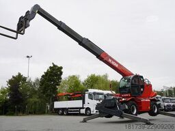 MAGNI RTH 5.26 telescopic loader / Range 26 m