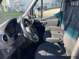 Mercedes-Benz Sprinter III Pritsche RWD/AWD 311/315/317/319 CD