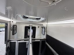 Renault Master | HORSETRUCK | KRISMAR | CLASSIC 5 | 202...