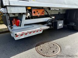 Mercedes-Benz Antos 1827 Carrier Supra 1150 / Euro 6 / LBW