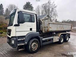 MAN TGS 26.420 6x4 hooklift truck – container – crane