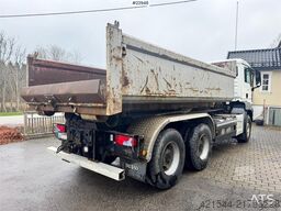 MAN TGS 26.420 6x4 hooklift truck – container – crane