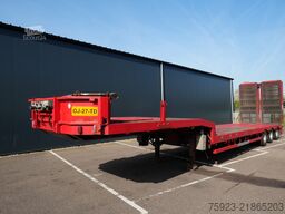 Nooteboom MCO-48-03V 3 axle semi low loader extendable