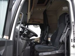 MERCEDES-BENZ Actros 2548 L E6 6x2 AHK Retarder LBW