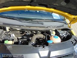 VOLKSWAGEN T5 TRANSPORTER 2.0 TDI 3Sitzer -2x Schiebetür-