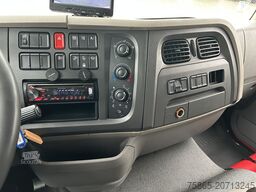 DAF LF 210 FA / 12 Ton / 450 dkm / Tacho V2 / Box /...