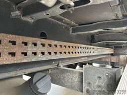 Schmitz Cargobull SCS 24/L / Curtainside / SAF Disk / NL Trailer