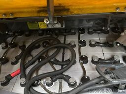 Combilift Aisle Master 20WHE/ Only 6256 hours