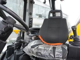 JCB 4CX PRO / 350 MTH!!! / 2023 / joysticks