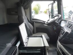 MAN TGX 18.470 / 2022 / Curtainsider 19 EPAL