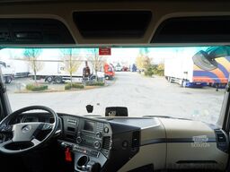 Mercedes-Benz Actros 1835 E6 4×2 / Curtainsider 21 pal