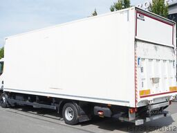 Renault D12 Euro 6 / 18 pallets / Tail lift/ 2017