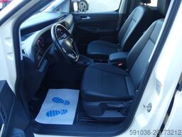 Volkswagen Caddy Maxi Kombi 2.0 TDI TAXEMETER/7SITZE/VIRTUAL