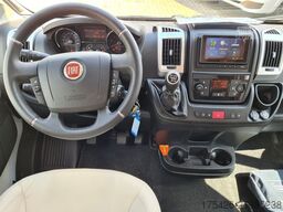 LMC Cruiser 663 G Grey Selection 150 *Solar + WR*
