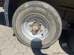 IVECO 140E250 Kipper mit HIAB Kran inklusive Anhänger