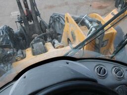 VOLVO L120H - Waage - Nr.: 206
