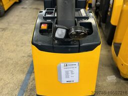 Jungheinrich EZS 130 - Service Neu - Nur 688 Std.