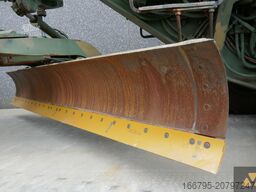 Caterpillar 130G Ex-army