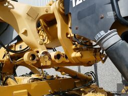Caterpillar 12M3