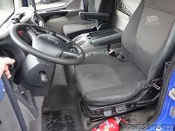 DAF LF 210 oprijlaadbak,airco