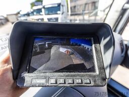 RENAULT D 18 250 DXI + DHOLLANDIA 1.5T.