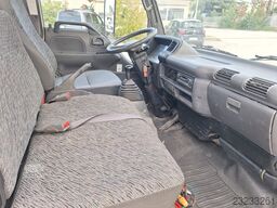 Isuzu NKR 77