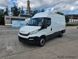 IVECO 35S16 A8 V L, mittellang & hoch, kleiner Schaden