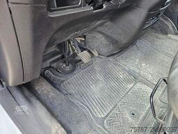 IVECO 35S16 A8 V L, mittellang & hoch, kleiner Schaden