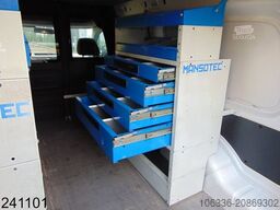 VOLKSWAGEN Caddy Maxi 2.0 TDI -KLIMA-Regaleinbau-HFT-