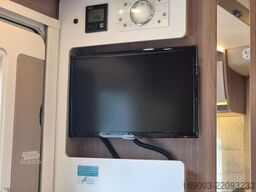 BÜRSTNER Lyseo T 744 *2x Hubbett*2xTV*MaxxFan*Navi*Solar