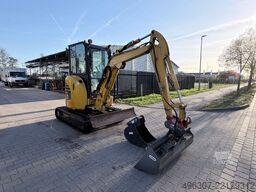 KOMATSU PC26 MR-3 + Löffel Packet  / TOP