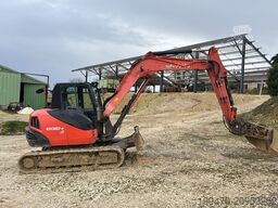 Kubota KX080-4 with 3 excavator buckets