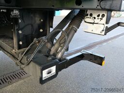 KRONE SZR 18/eLZ4 S / LBW 2500 kg / LENKACHSE / TRIDEC