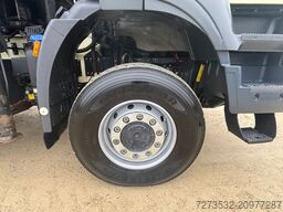 IVECO TRAKKER 260T45W 6X6