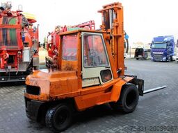 TOYOTA FD 45 Geländestapler Diesel 4,5 tonnen