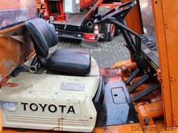 TOYOTA FD 45 Geländestapler Diesel 4,5 tonnen