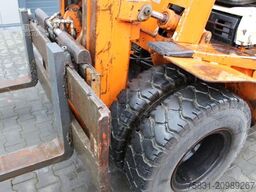 TOYOTA FD 45 Geländestapler Diesel 4,5 tonnen