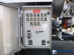 Mercedes Actros 3241 8x4 RHD  Huwer vacuum tank / hydroc...