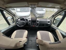 BÜRSTNER Campeo C 640 *Markise*AHK*Backofen*Solar*