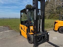 HYUNDAI Elektro-Gabelstapler 30BH-9