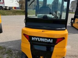 HYUNDAI Elektro-Gabelstapler 30BH-9