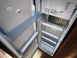 WEINSBERG 700 ME CaraSuite EINZEL.&HUBBETT AUTOMATIK+160PS