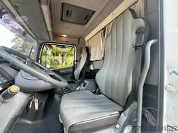 Mercedes-Benz Atego 1023 4 Pferde + Kiste Wohnung