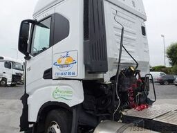 IVECO 460 S WAY NP LNG ACTIVE SPACE