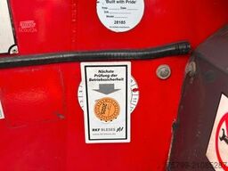 MERCEDES-BENZ 1829 Axor mit HIAB Mitnahmestapler