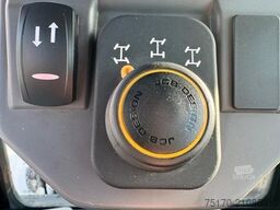 JCB Hydradig / Skid-Steer-Aufnahme / nur 375h / 2024